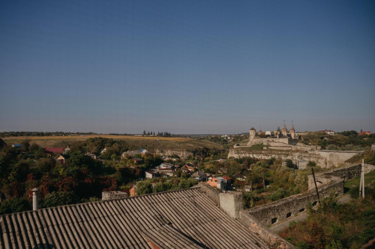 Джерело Kamianets-Podilsky Extérieur photo